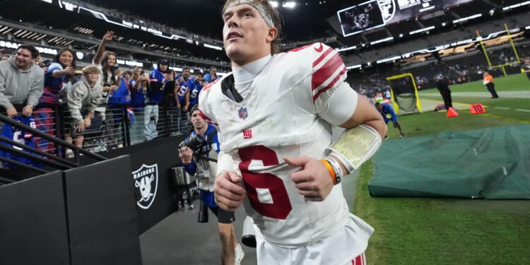 There is no doubt Giants are Jaxson Dart's team