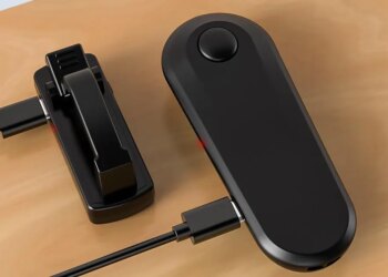 This $5 Kindle page-turning remote is all I’m buying for Cyber Monday