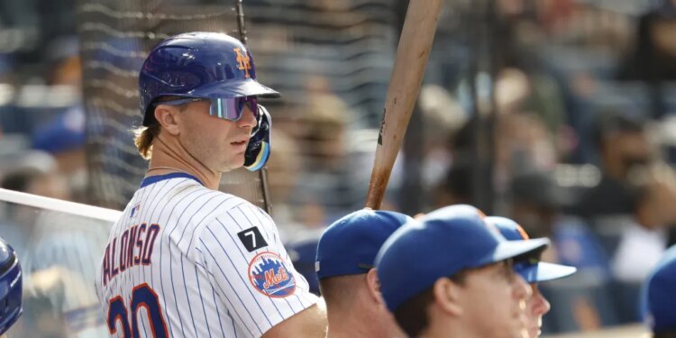 With Kyle Schwarber off the board, all eyes turn to free agent Pete Alonso.