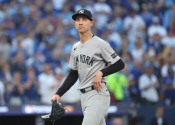 Luke Weaver #30 of the New York Yankees reacts after he is pulled from the game during the 7th inning in a game against the Blue Jays.