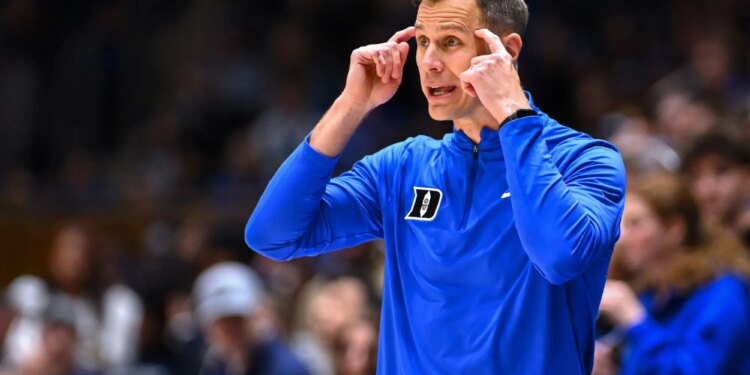 theScore Bet bonus code NPNEWS: Bet $10, get $100 in bonus bets for Duke vs. Louisville
