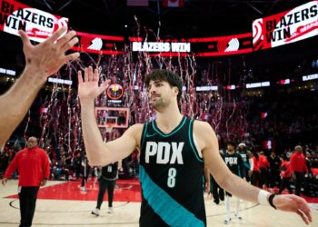 Dabble promo code: Get $10 when you sign-up to Dabble for Trail Blazers vs. Kings