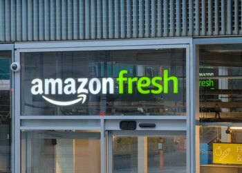 Amazon shutters all of its physical Go and Fresh stores