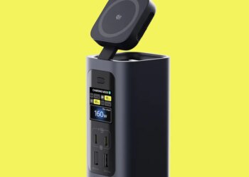 Baseus’ new desktop dock includes a Qi2 25W charger