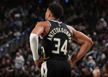 Bet $10, get $100 in bonus bets for Bucks vs. Wizards