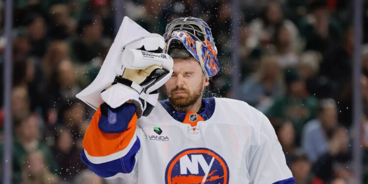 Bet $5, get $300 in bonus bets for Islanders vs. Sabres