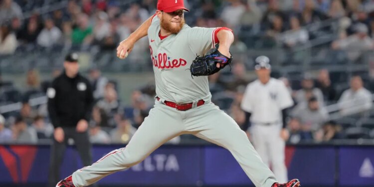 Philadelphia Phillies relief pitcher Craig Kimbrel #31 closes out the 9th inning.