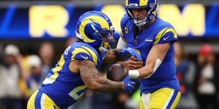 DraftKings promo: Bet $5 and get $300 in bonus bets for Rams vs. Panthers