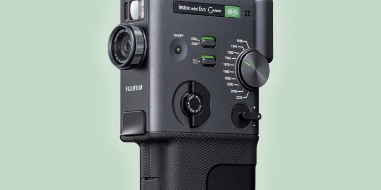 Fujifilm’s Instax Mini Evo Cinema captures video with vintage effects