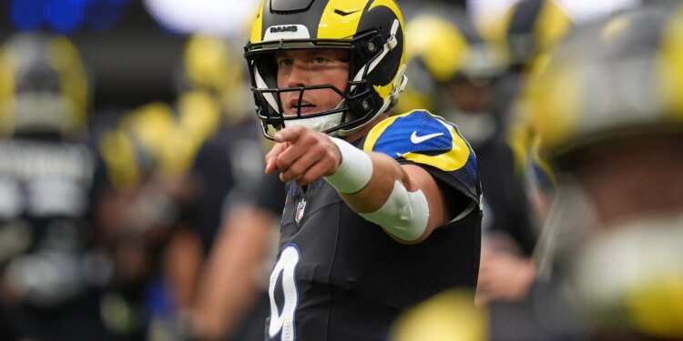 Get $10 for Rams vs. Seahawks when you sign up for Dabble