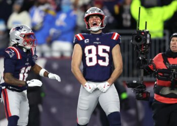 Get a 100% deposit match up to $100 + free pick for the Big Game