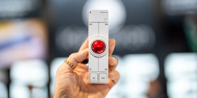 I’ve never used a trackball, but Keychron’s Nape Pro looks like the perfect one