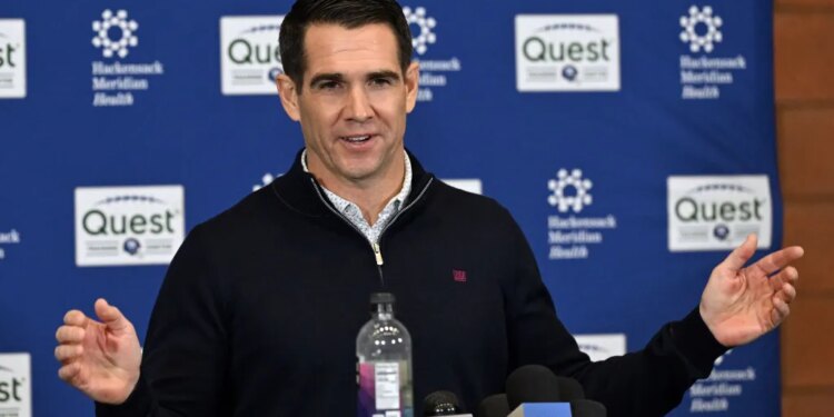 Giants general manager Joe Schoen