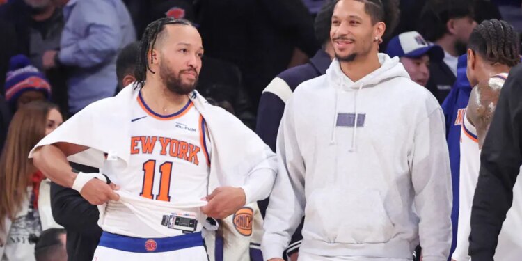 Josh Hart, who could return to the Knicks lineup Sunday against Portland, shares a laugh with Jalen Brunson during the Knicks' win over the Clippers on Jan. 7, 2025 at Madison Square Garden.