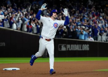 Chicago Cubs right fielder Kyle Tucker (30) reacts after hitting a home run against the Milwaukee Brewers during the seventh inning for game four of the NLDS round for the 2025 MLB playoffs at Wrigley Field.