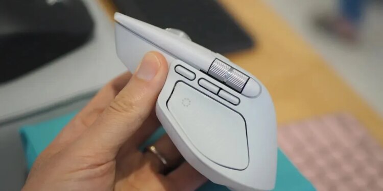 Logitech caused its mice to freak out by not renewing a certificate