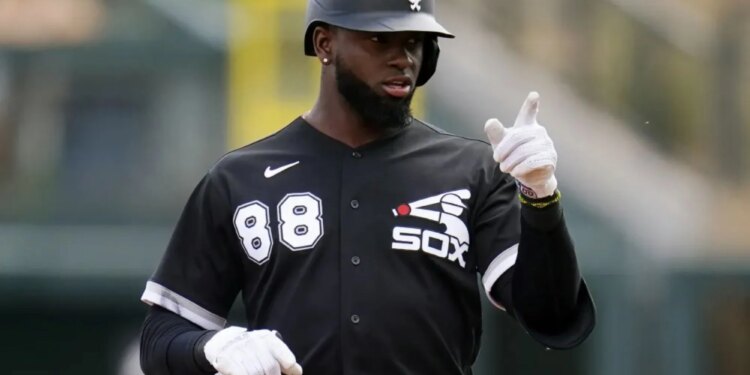 Luis Robert Jr. trade is exactly the type of gamble Mets should be taking