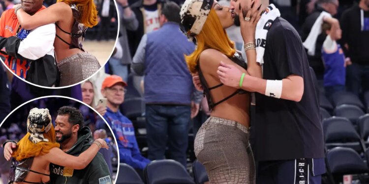 Megan Thee Stallion kisses Klay Thompson after Mavericks' win over Knicks