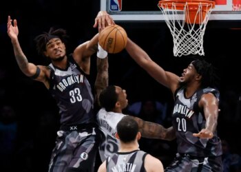 Nets' big man duo may prove to be too much of a good thing