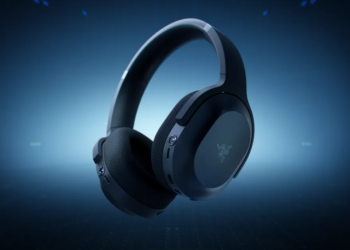 Razer’s AI wearable is a headset with built-in cameras