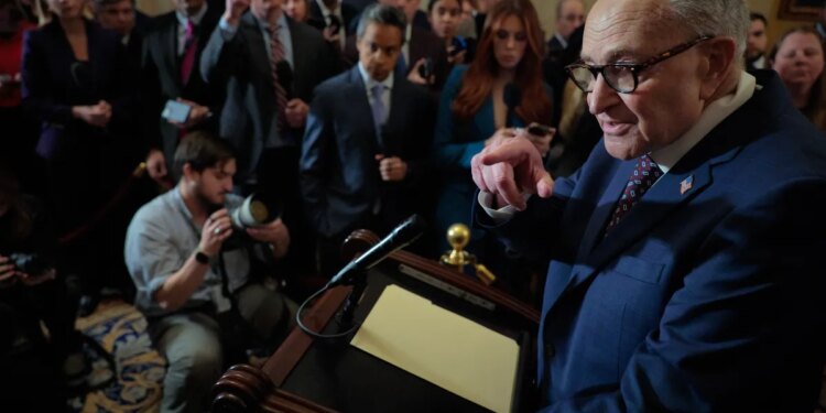 Senate passes budget with two more weeks of Homeland Security funding