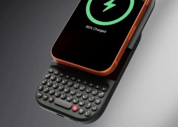 The Clicks Power Keyboard is also a backup battery for your phone