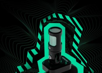 The Shure MV88 USB-C stereo mic mounts directly to your phone