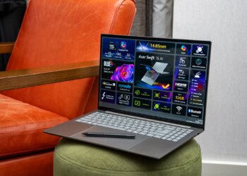 You can land a plane on that trackpad.