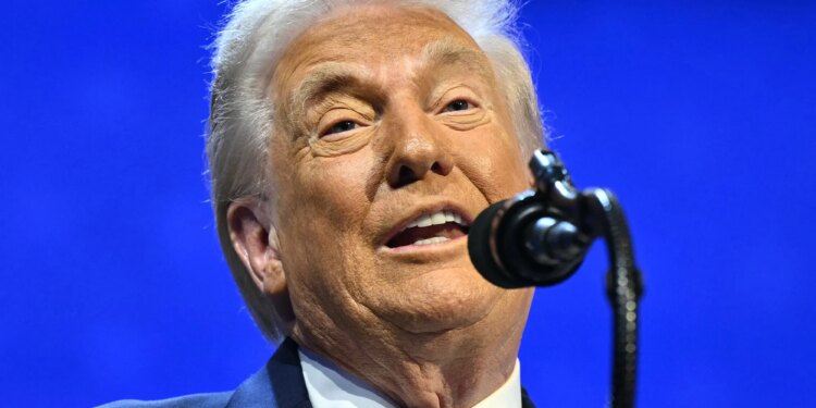 Trump ditches plan to take over Greenland amid state of US bond market