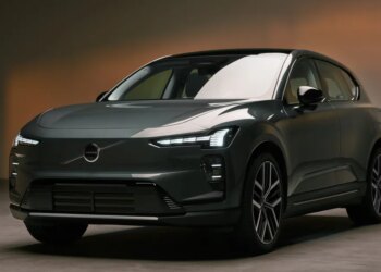 Volvo aims for an EV reset with the new EX60 crossover