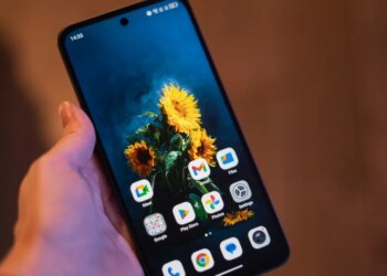 ‘Max Ink Mode’ is back on TCL’s NXTPaper 70 Pro