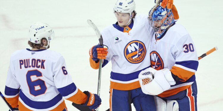 Get free $20 + 100% deposit match up to $100 for Islanders vs. Devils