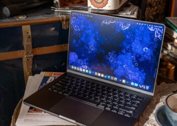 Apple’s touchscreen MacBooks might also have a Dynamic Island