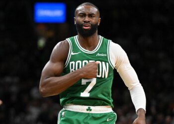 Bet $5 and get $300 in bonus bets if your Bucks vs. Celtics bet wins