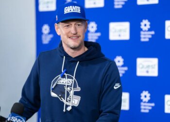 New York Giants defensive coordinator Charlie Bullen speaking to the media.