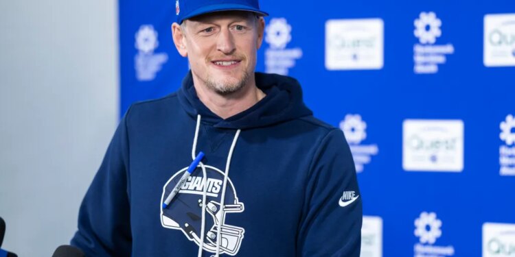 New York Giants defensive coordinator Charlie Bullen speaking to the media.