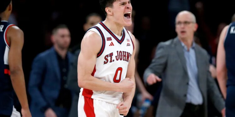 Dylan Darling celebrates after a big defensive play during the second half of St. John's 81-72 win over No. 3 UConn on Feb. 6, 2026 a the Garden.