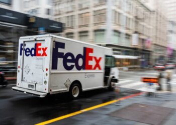 FedEx promises to refund customers for ‘illegal’ tariffs
