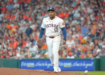 Framber Valdez is signing with the Tigers.