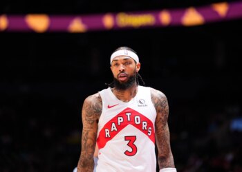 Get $10 for Spurs vs. Raptors when you sign up for Dabble