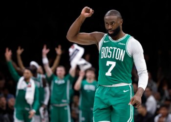Get $10 when you sign-up to Dabble for Celtics vs. Mavericks