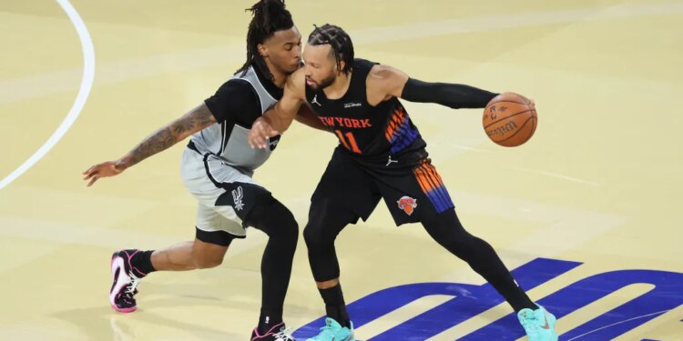 The Knicks and Spurs are set to meet for the final time this regular season.