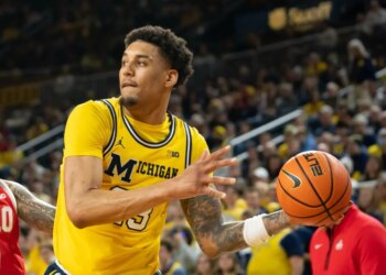 Michigan favored to win NCAA Tournament