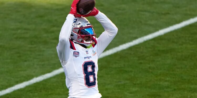 New England Patriots wide receiver Stefon Diggs warms up before the NFL Super Bowl 60 football game against the Seattle Seahawks, Sunday, Feb. 8, 2026, in Santa Clara, Calif.