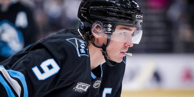 Play $5, get $75 in fantasy bonus entries for Wild vs. Mammoth