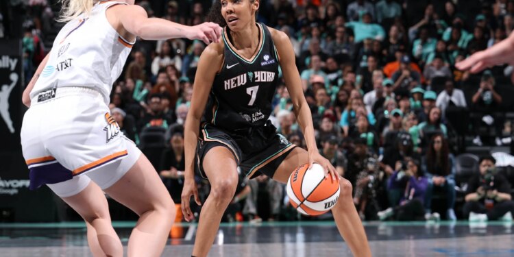 Rebekah Gardner hopes Athletes Unlimited can clear up Liberty future