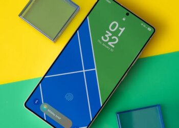 Samsung ad confirms rumors of a useful S26 ‘privacy display’