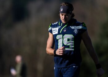 Seattle Seahawks wide receiver Jake Bobo warming up during practice.