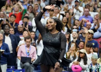 Serena Williams waves to fans after losing to Ajla Tomljanovic, of Austrailia, in the third round of the U.S. Open tennis championships on September 2, 2022, in New York.
