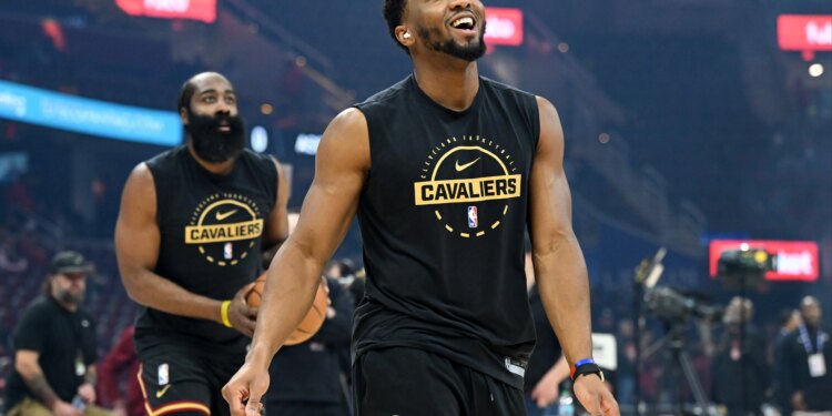 Trade $10, get $10 for NBA futures